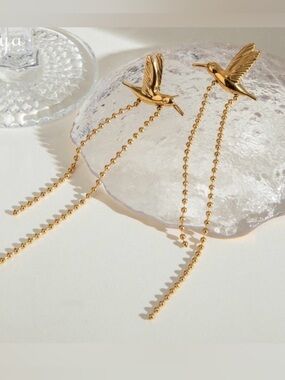 Gold Hummingbird Drop Earrings - Elegant Women's Jewelry